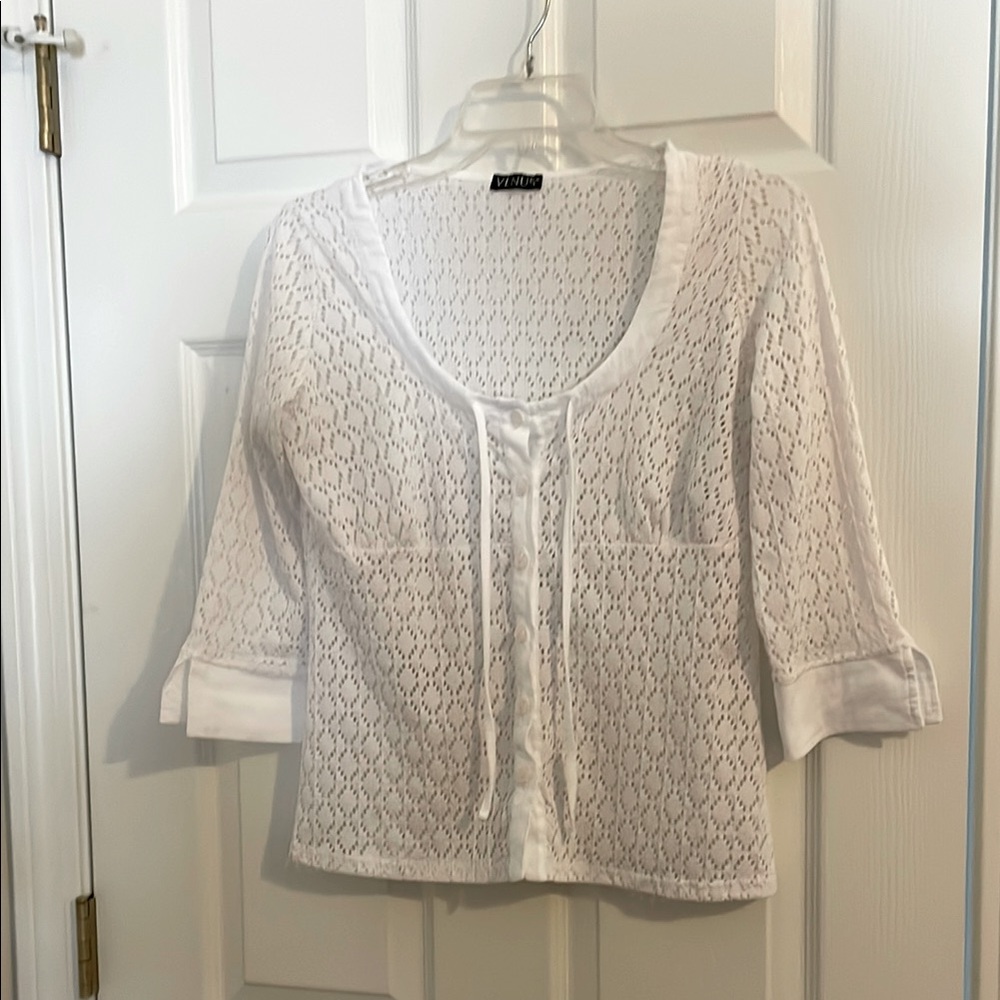 Venus lovely eyelet sweater/jacket/top. Versatile to wear over camisole. Size L.